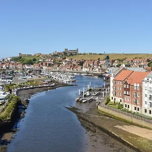 Esk Retreat , Whitby United Kingdom